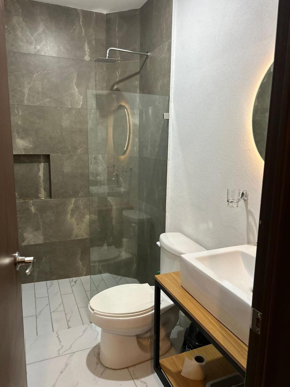 Vidrio Suites Col Americana Гуадалахара Екстериор снимка