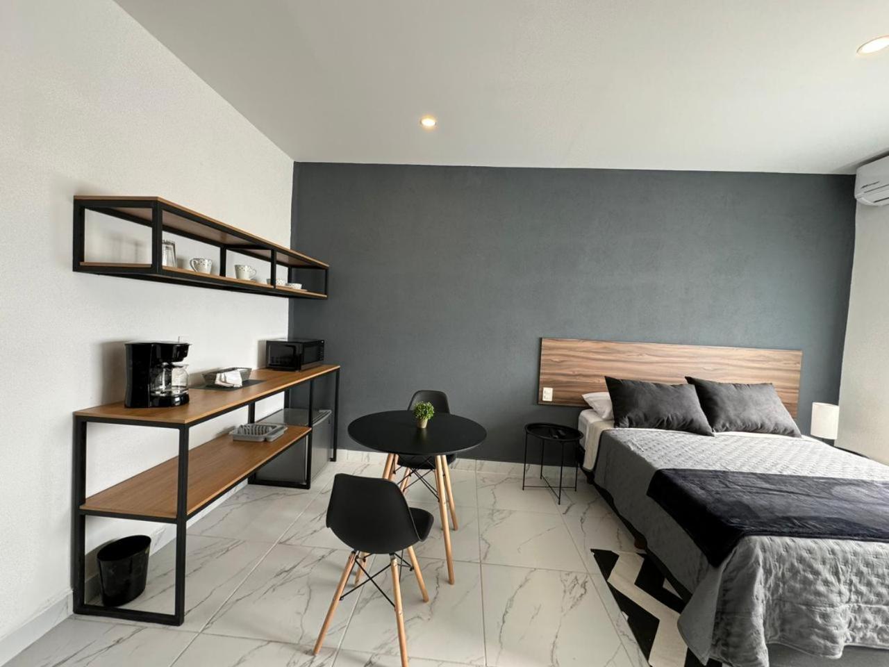 Vidrio Suites Col Americana Гуадалахара Екстериор снимка